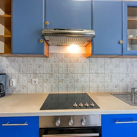 Mirjana Spada Πανσιόν